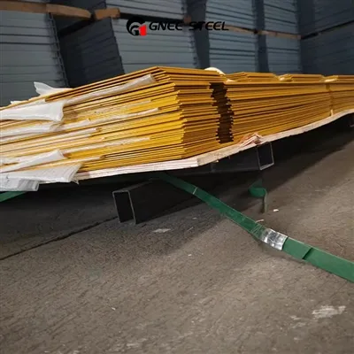 SPCC stålplåt håller på att bearbetas